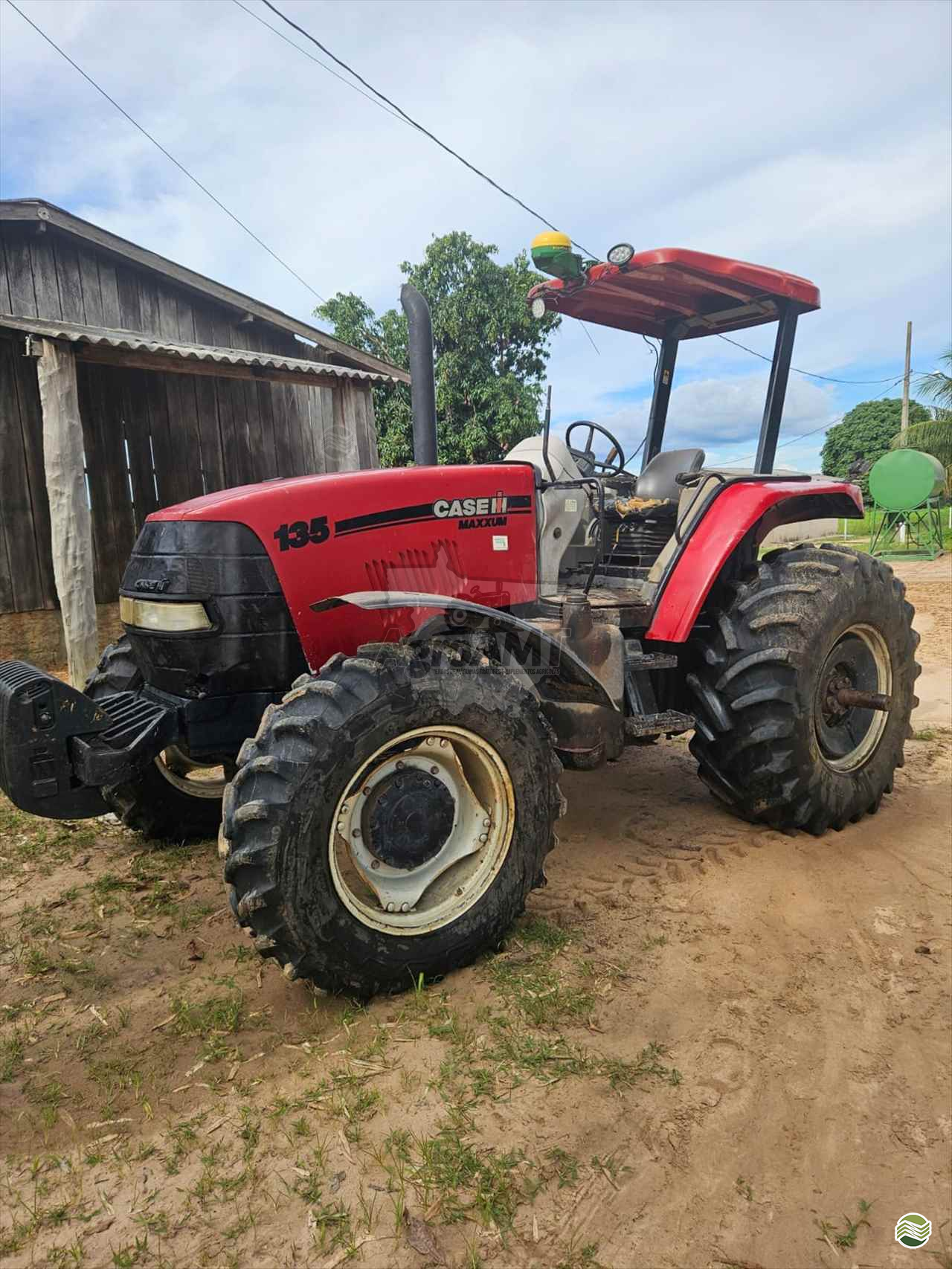 CASE MX 135 de AgroAMT Tratores e Implementos Agrícolas Usados