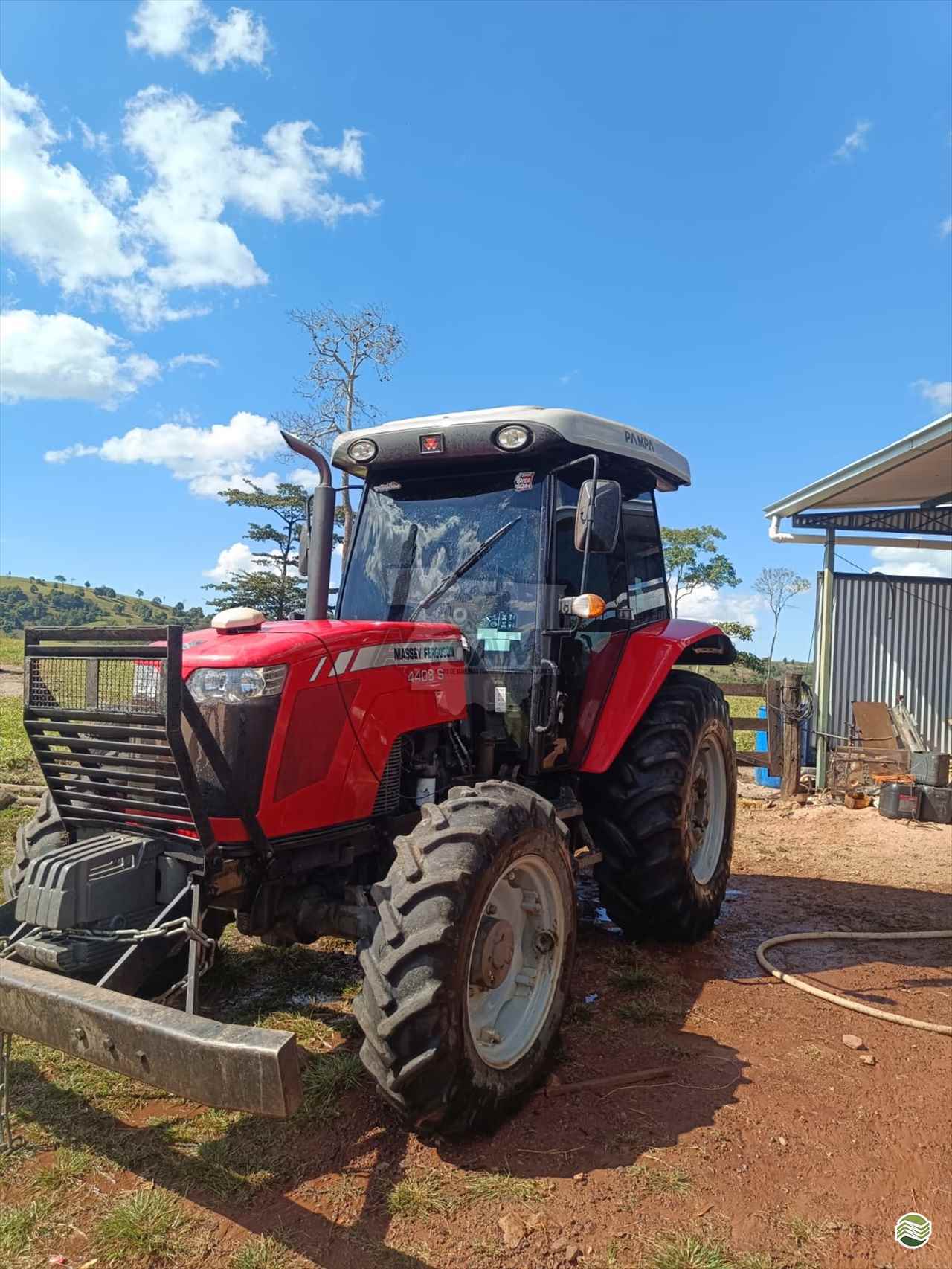 TRATOR MASSEY FERGUSON MF 4408 Tração 4x4 AgroAMT Tratores e Implementos Agrícolas Usados TANGARA DA SERRA MATO GROSSO MT