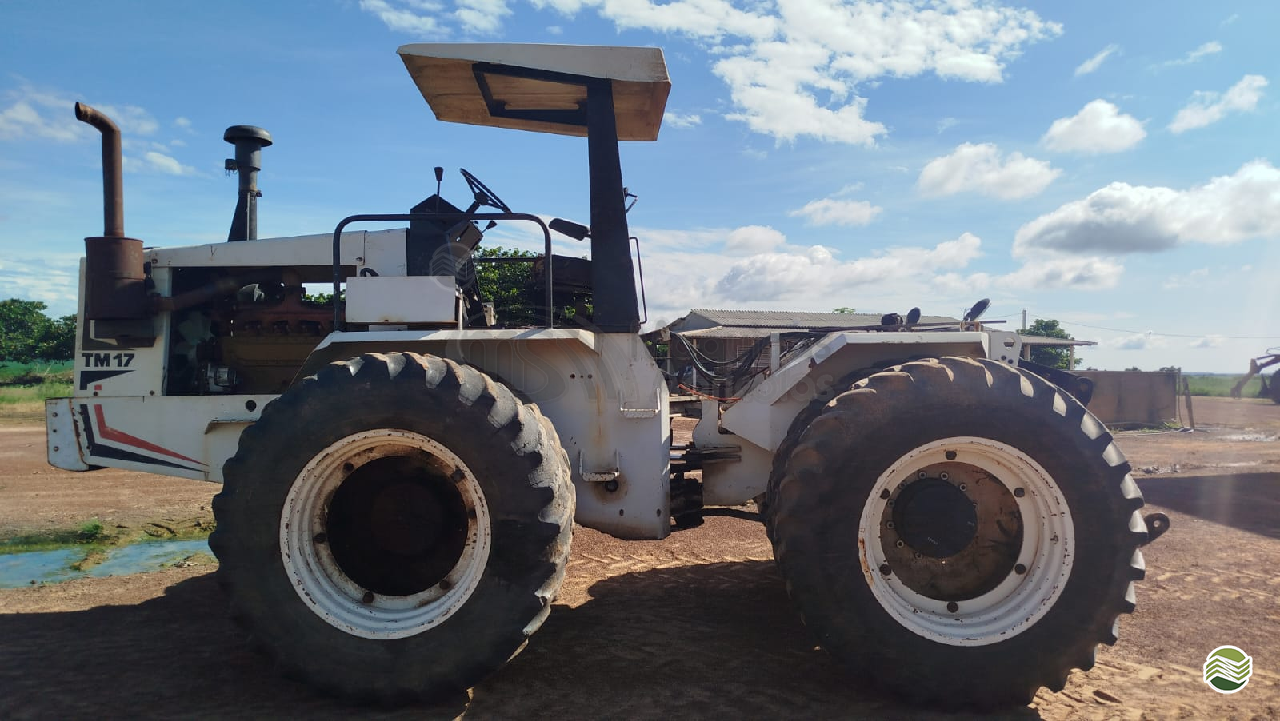 TRATOR MULLER MULLER TM 17 Tração 4x4 MS Máquinas Agrícolas DOURADOS MATO GROSSO DO SUL MS