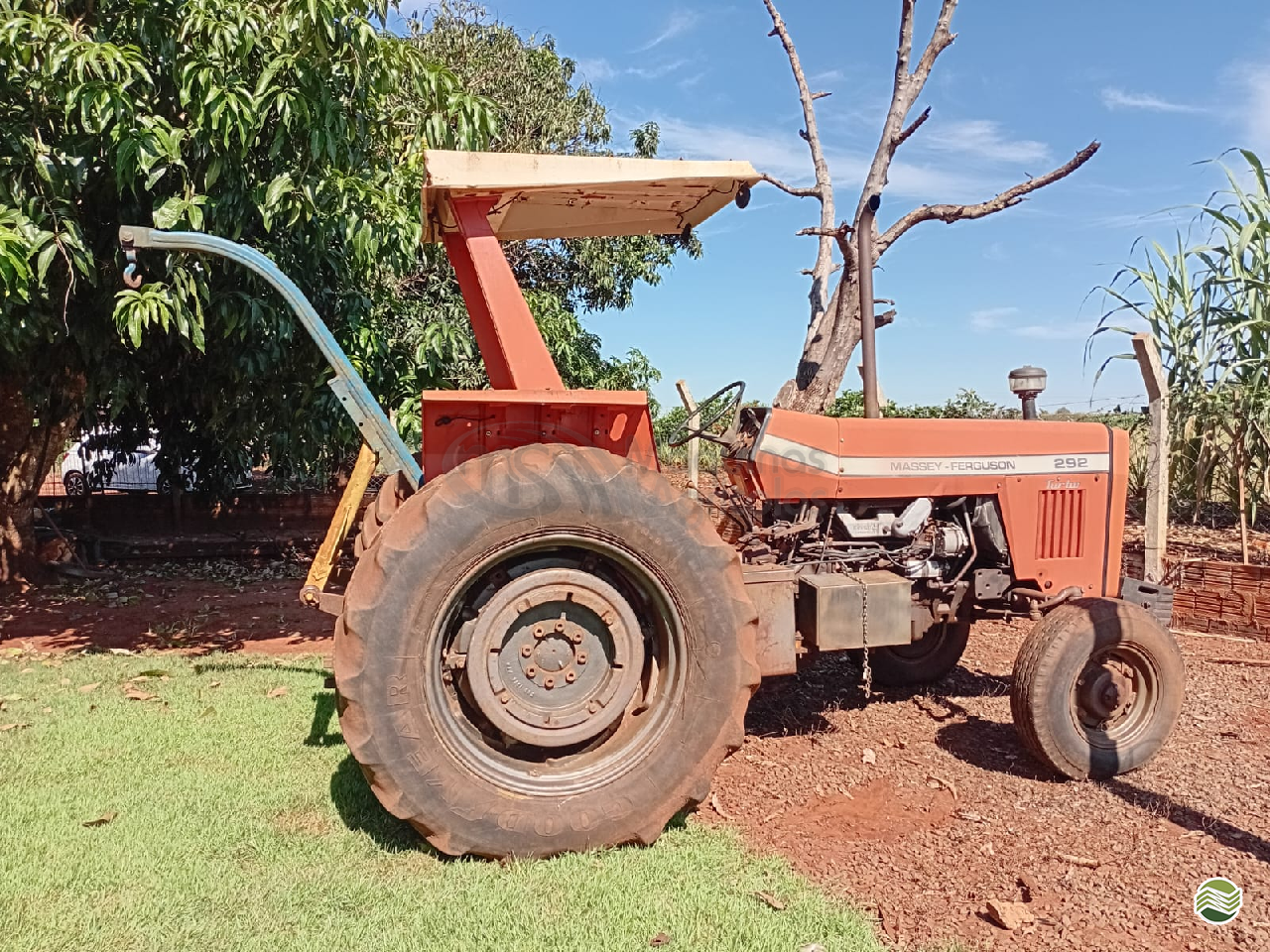 TRATOR MASSEY FERGUSON MF 292 Tração 4x2 MS Máquinas Agrícolas DOURADOS MATO GROSSO DO SUL MS