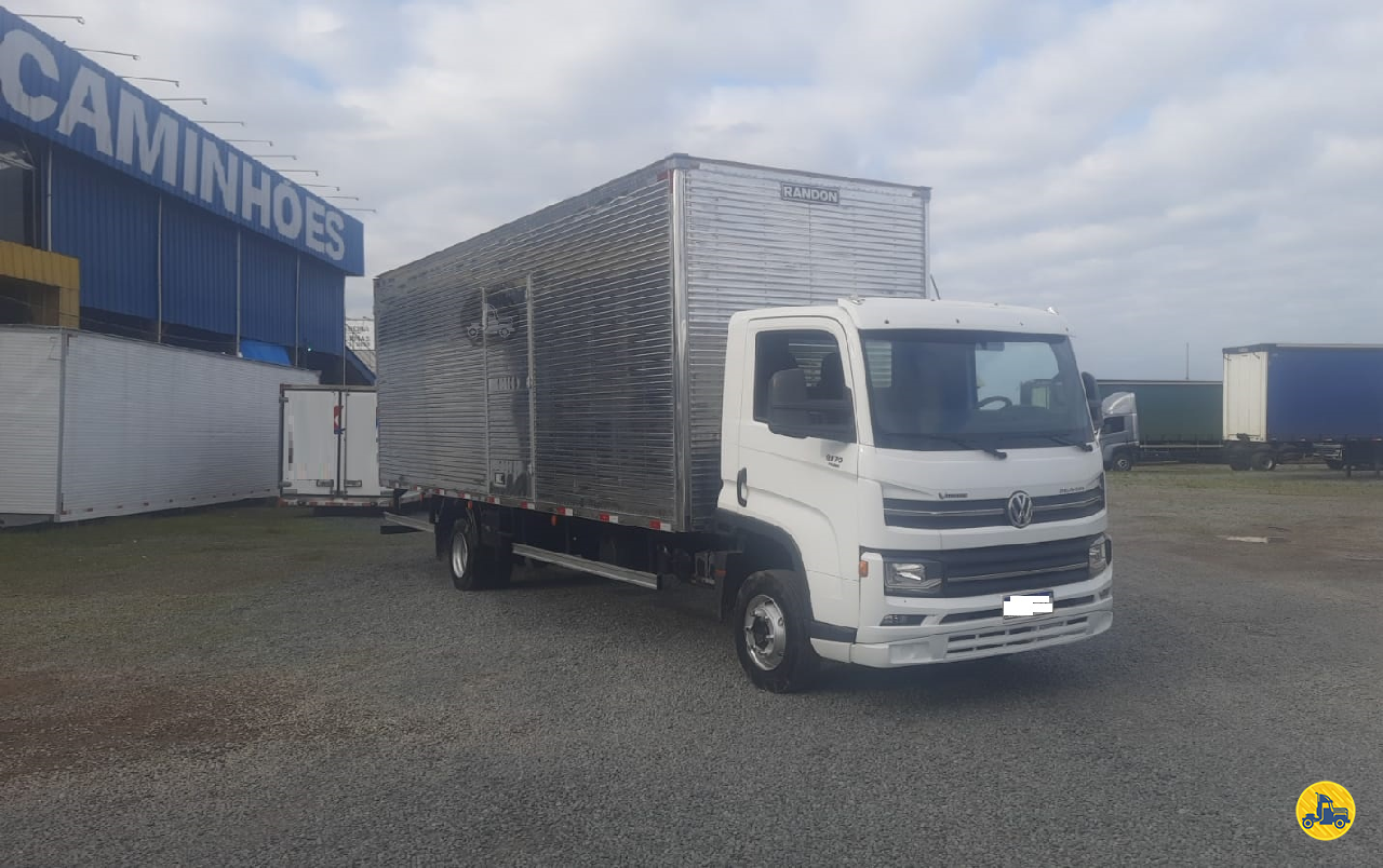 CAMINHAO VOLKSWAGEN VW 9170 Baú Furgão 3/4 4x2 Itajai Caminhões NAVEGANTES SANTA CATARINA SC