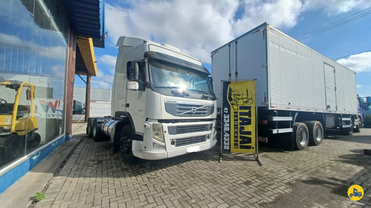 CAMINHAO VOLVO VOLVO FM 370 Cavalo Mecânico Truck 6x2 Itajai Caminhões NAVEGANTES SANTA CATARINA SC