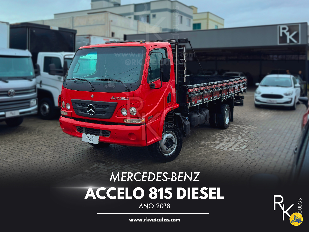 CAMINHAO MERCEDES-BENZ MB 815 Carroceria Cabine Suplementar 3/4 4x2 RK Veículos SAO JOSE SANTA CATARINA SC