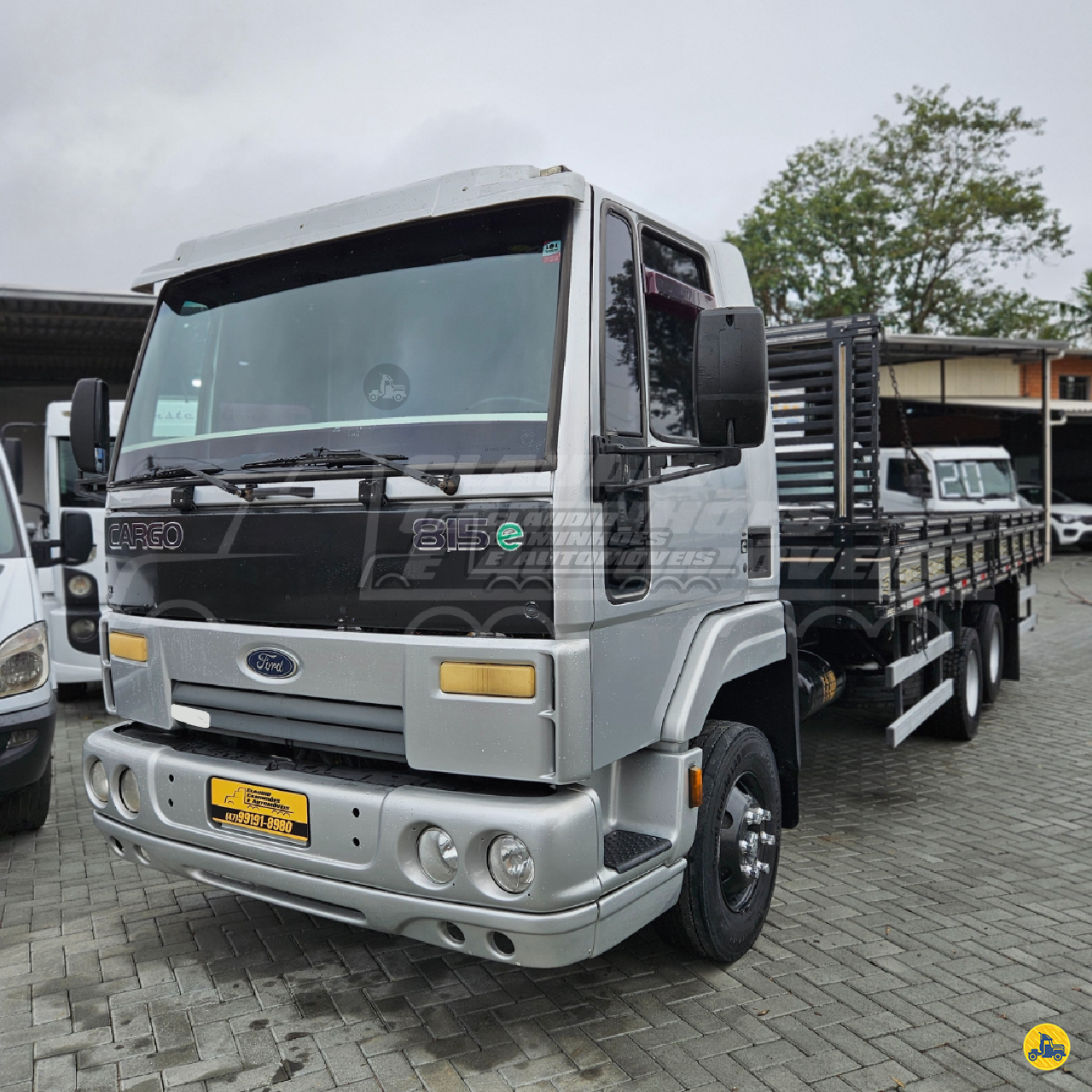 CAMINHAO FORD CARGO 815 Carga Seca 3/4 6x2 Claudio Caminhões INDAIAL SANTA CATARINA SC