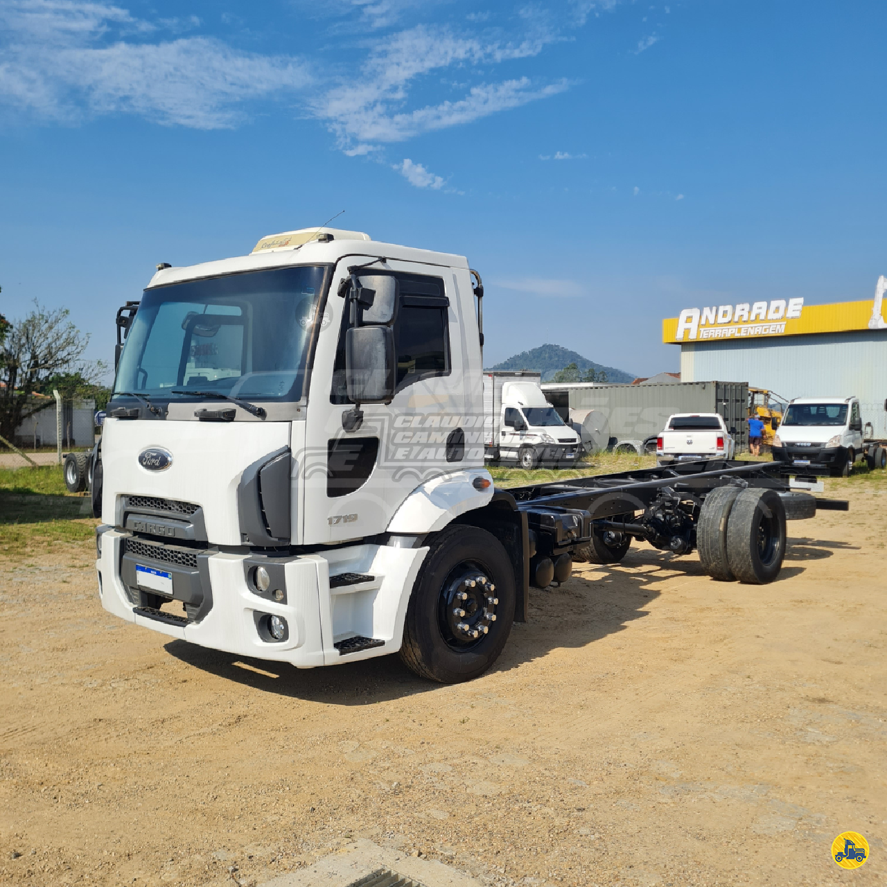 CAMINHAO FORD CARGO 1719 Chassis Toco 4x2 Claudio Caminhões INDAIAL SANTA CATARINA SC