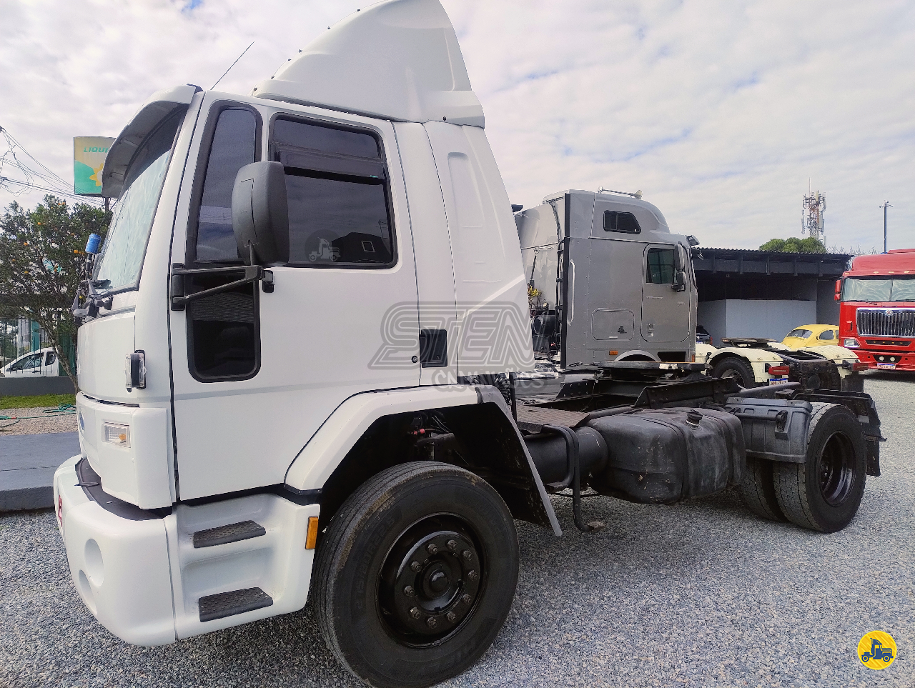 CAMINHAO FORD CARGO 4532 Cavalo Mecânico Cavalo 4x2 Sten Caminhões  CURITIBA PARANÁ PR
