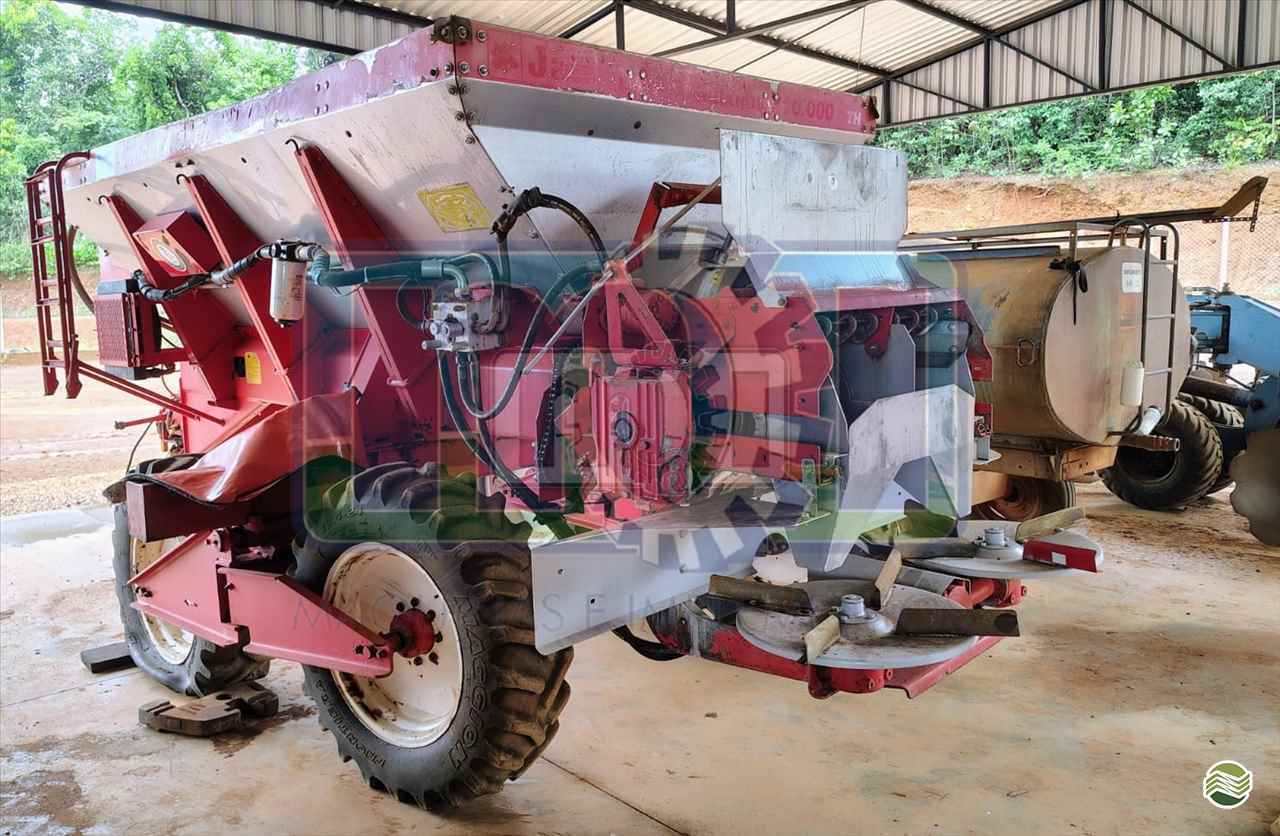 IMPLEMENTOS AGRICOLAS DISTRIBUIDOR CALCÁRIO 10000 Kg Moi Maquinas e Implementos Agricolas PORTO NACIONAL TOCANTINS TO
