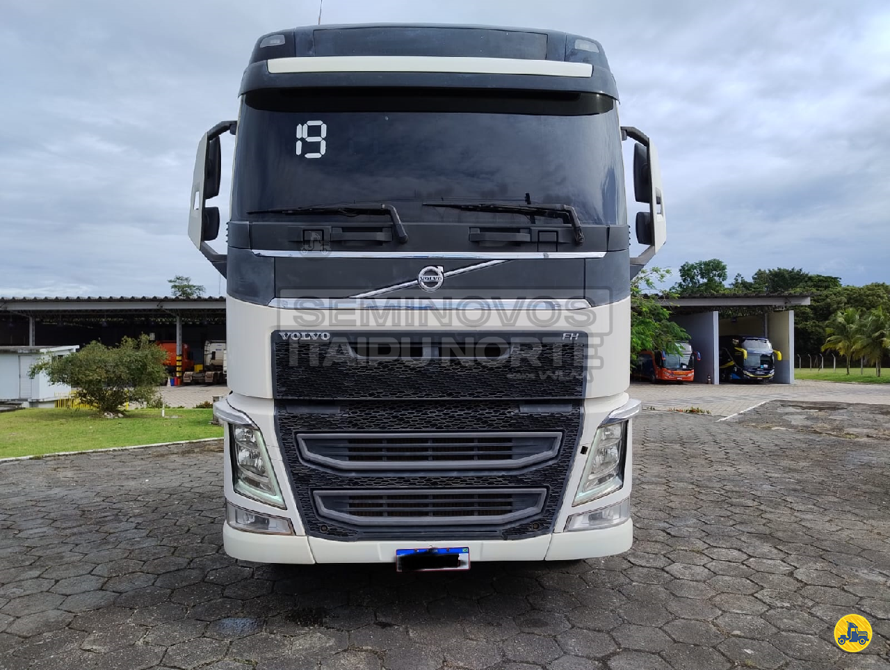 CAMINHAO VOLVO VOLVO FH 540 Cavalo Mecânico Cavalo 6x4 Seminovos Itaipu Norte WLM MARITUBA PARÁ PA