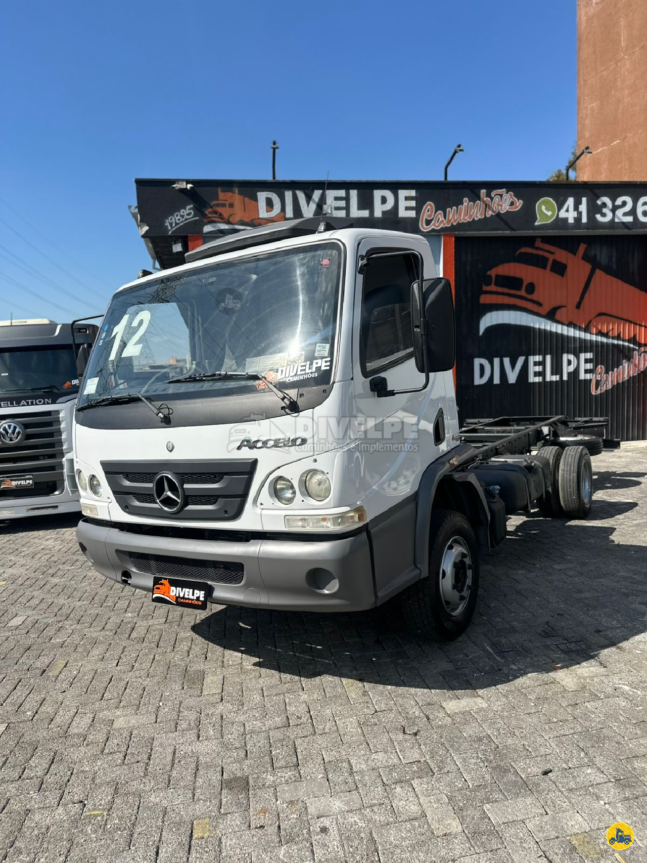 CAMINHAO MERCEDES-BENZ MB 815 Chassis 3/4 4x2 DIVELPE Caminhões e Implementos CURITIBA PARANÁ PR
