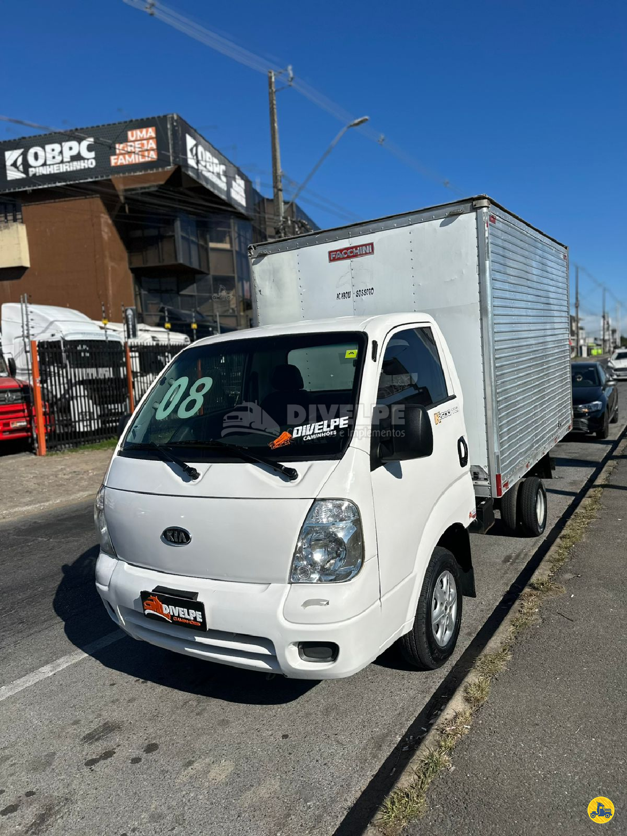 UTILITARIOS KIA MOTORS Bongo K-2500 DIVELPE Caminhões e Implementos CURITIBA PARANÁ PR