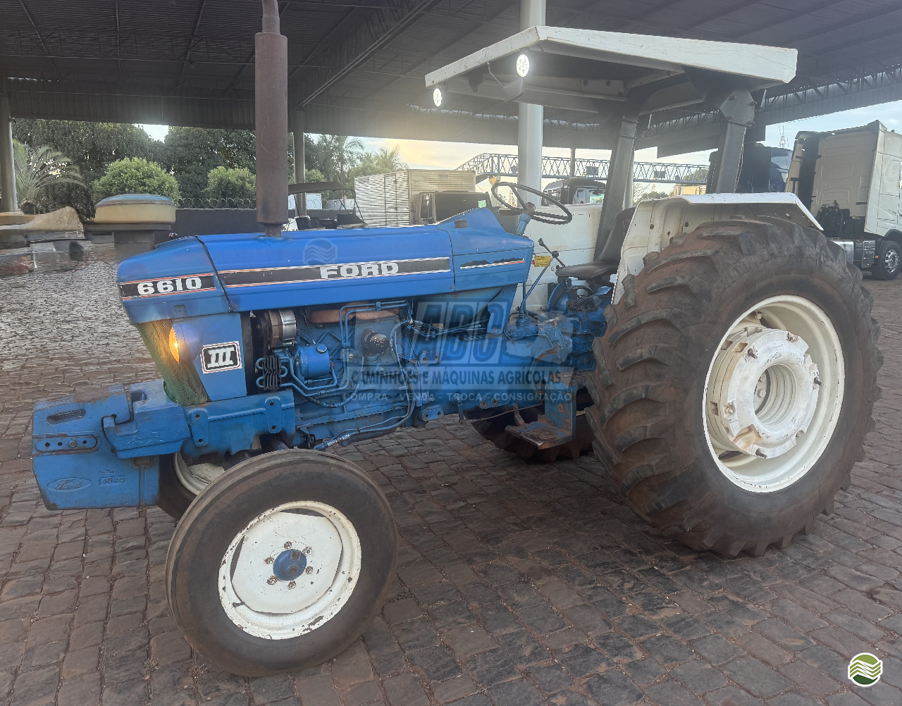 TRATOR FORD FORD 6610 Tração 4x2 ABC Caminhões e Máquinas Agrícolas  ITUMBIARA GOIAS GO
