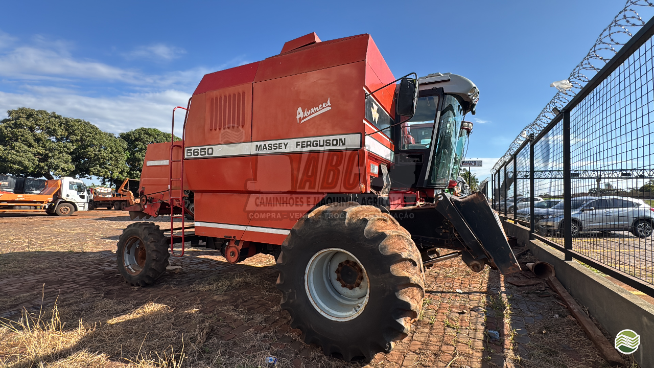 COLHEITADEIRA MASSEY FERGUSON MF 5650 ABC Caminhões e Máquinas Agrícolas  ITUMBIARA GOIAS GO