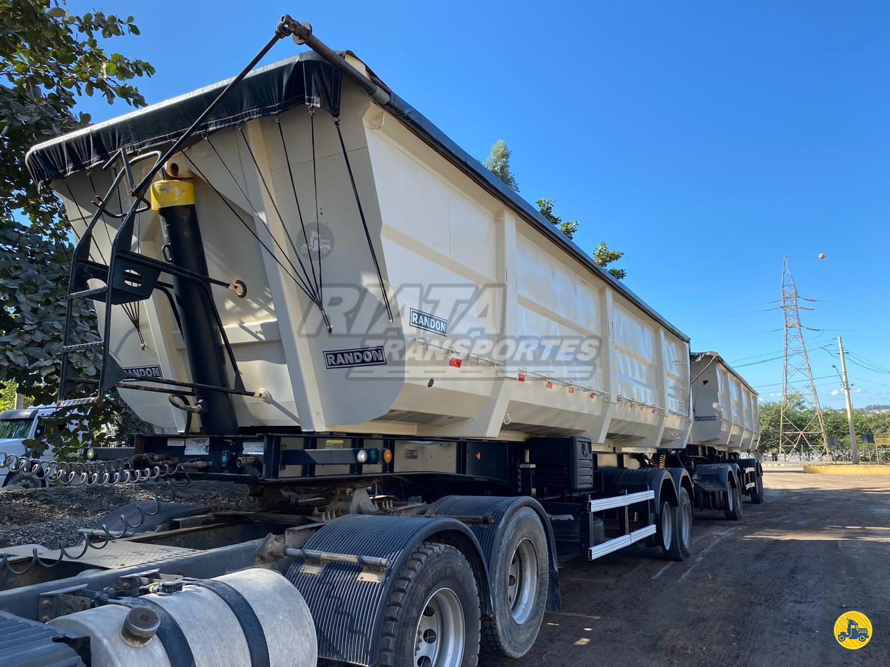 CARRETA RODOTREM BASCULANTE Riata Transportes ARCOS MINAS GERAIS MG