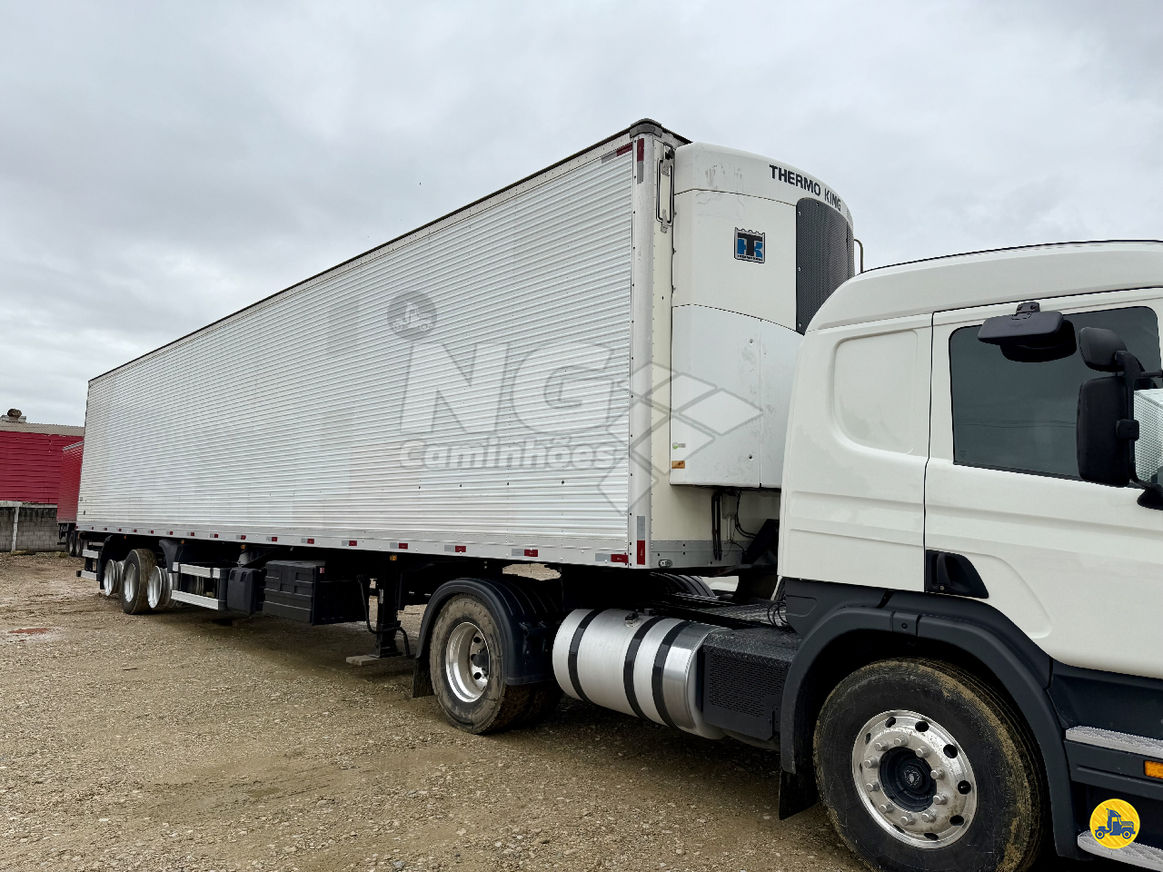 CARRETA SEMI-REBOQUE FRIGORIFICO NG Caminhões TIJUCAS SANTA CATARINA SC