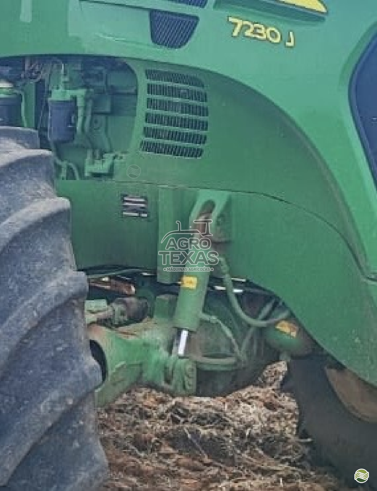 TRATOR JOHN DEERE JOHN DEERE 7230J Tração 4x4 Agro Texas Máquinas Agrícolas VITORINO PARANÁ PR
