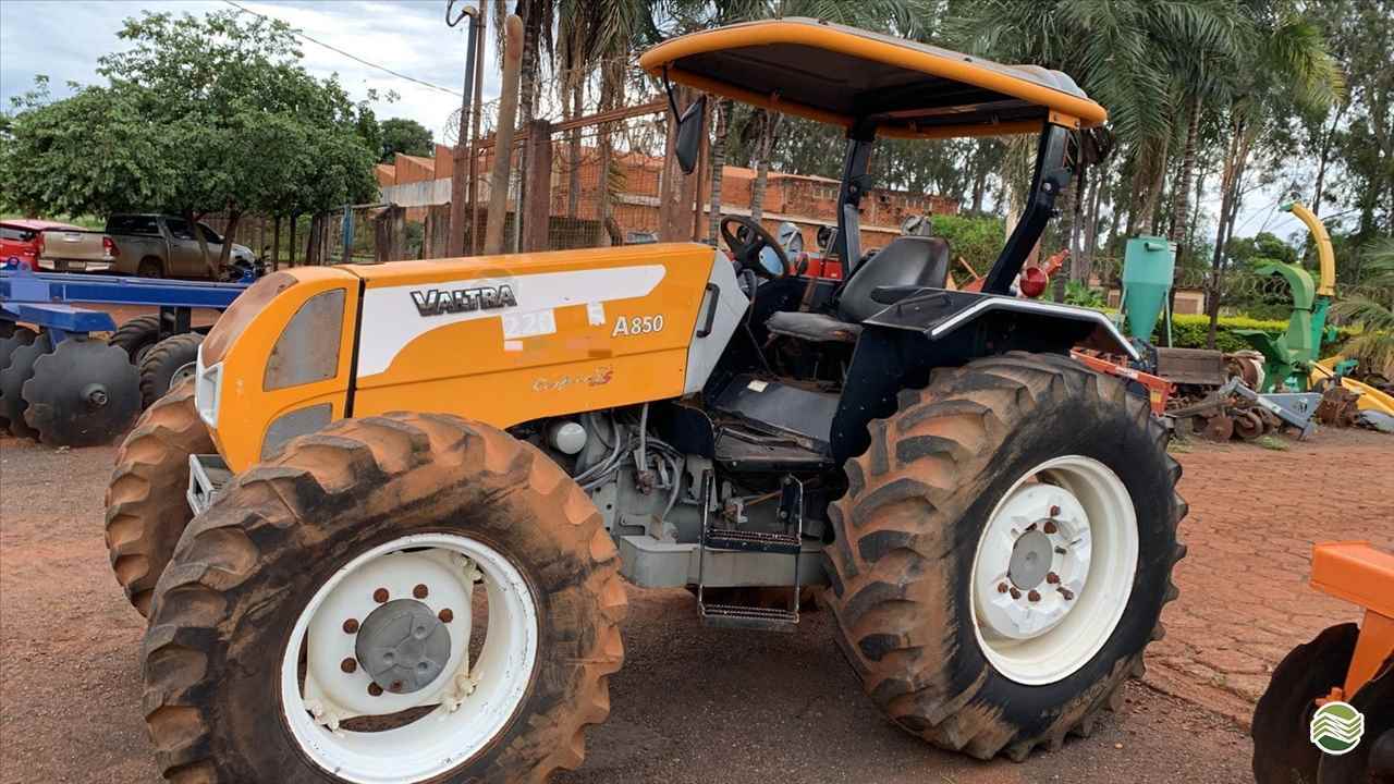 TRATOR VALTRA VALTRA A850 Tração 4x4 Gomes e Gouveia Máquinas CENTRALINA MINAS GERAIS MG