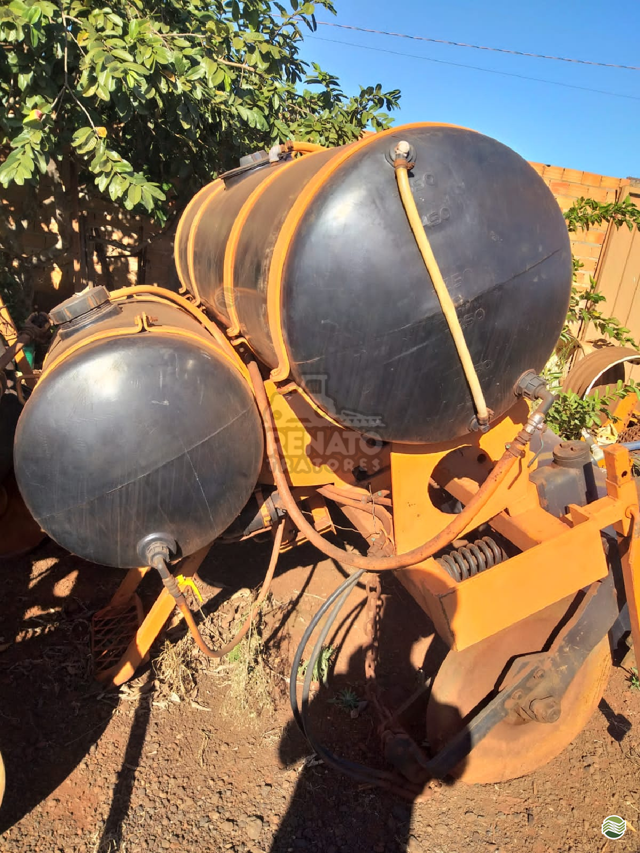 IMPLEMENTOS AGRICOLAS CULTIVADOR CORTE SOQUEIRA Renato Tratores SERTAOZINHO SÃO PAULO SP
