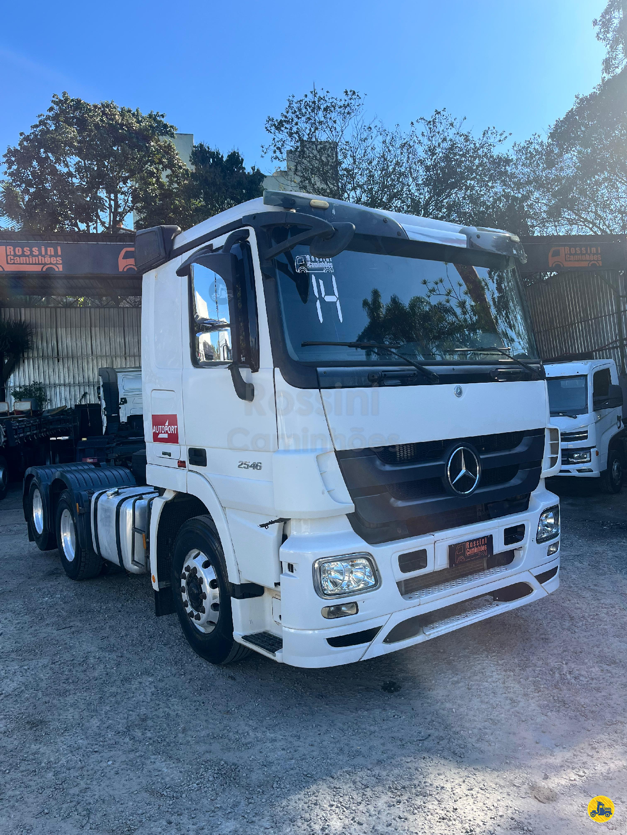 CAMINHAO MERCEDES-BENZ MB 2546 Cavalo Mecânico Cavalo 6x2 Rossini Caminhões SAO BERNARDO DO CAMPO SÃO PAULO SP