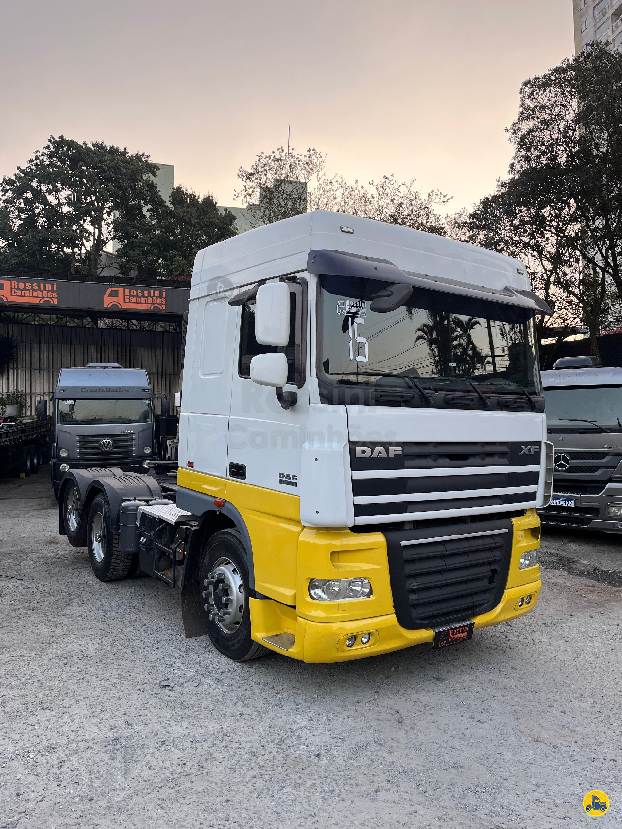 CAMINHAO DAF DAF XF105 410 Cavalo Mecânico Cavalo 6x2 Rossini Caminhões SAO BERNARDO DO CAMPO SÃO PAULO SP