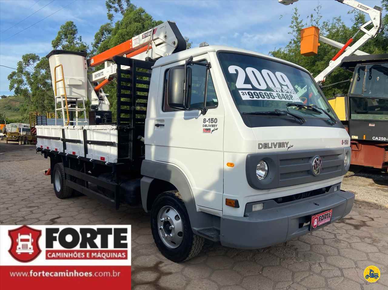 CAMINHAO VOLKSWAGEN VW 8150 Cesto Aereo Isolado 3/4 4x2 Forte Caminhões MG JOAO MONLEVADE MINAS GERAIS MG