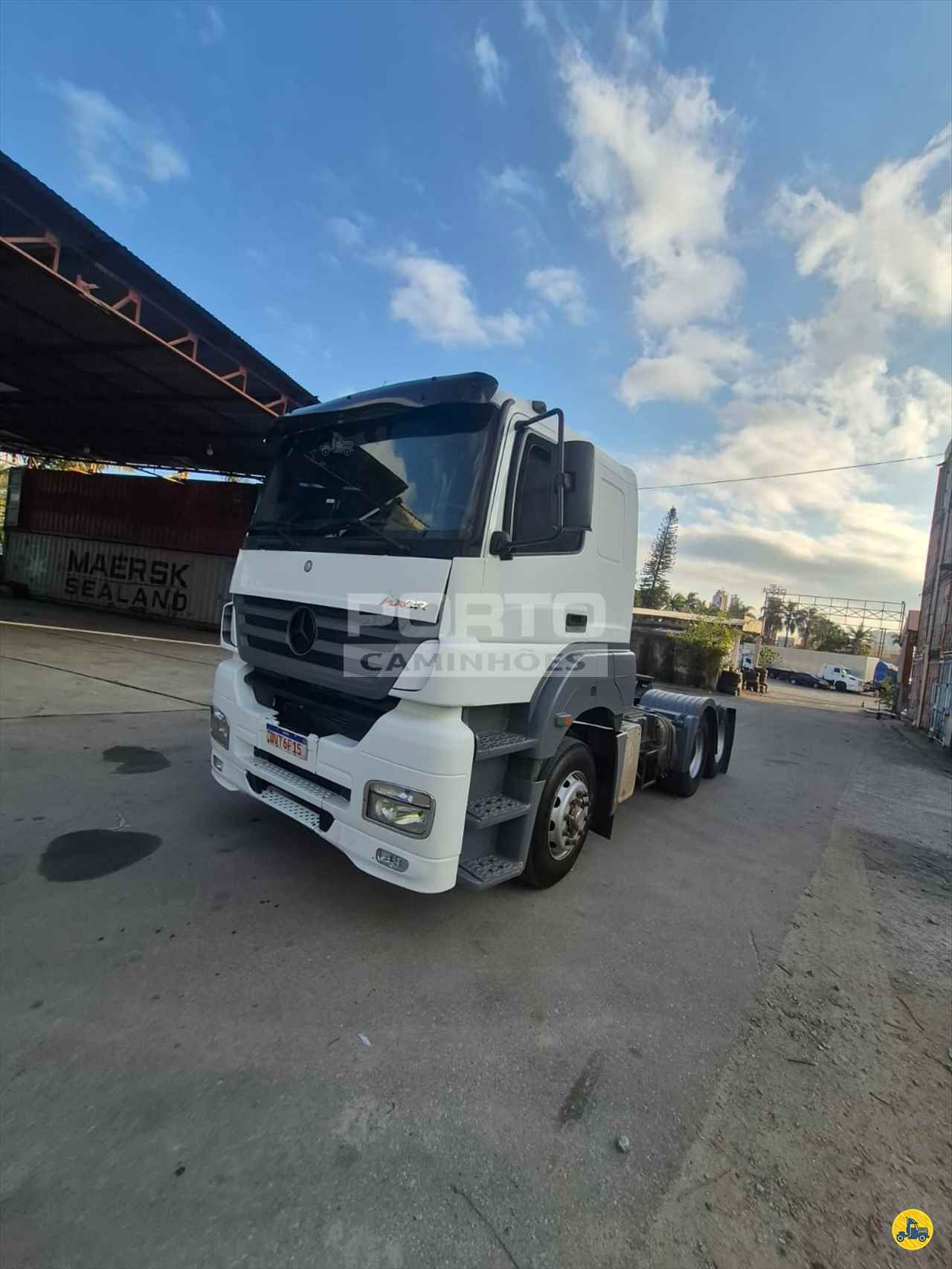 MB 2544 de Porto Caminhões