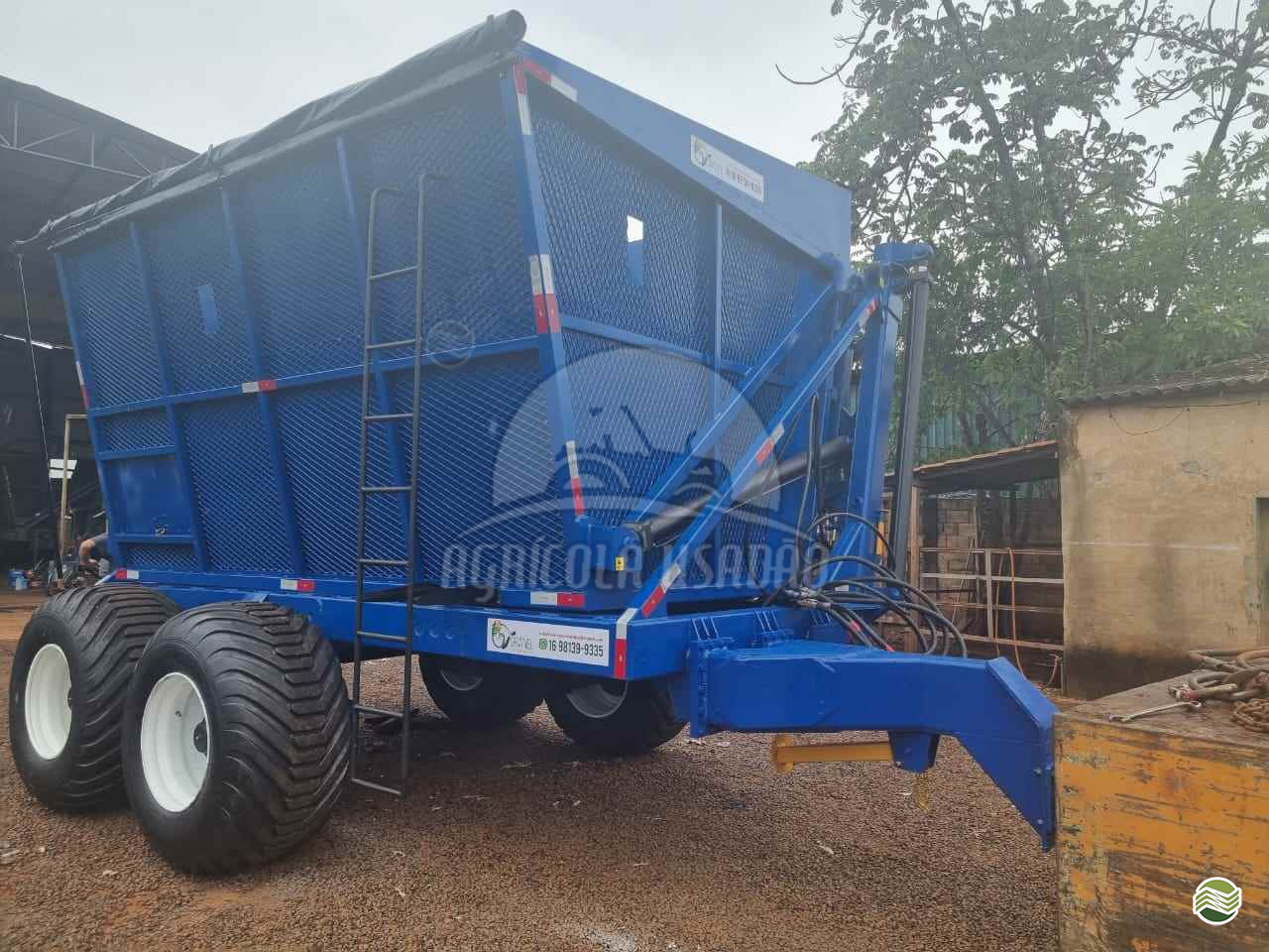 IMPLEMENTOS AGRICOLAS CARRETA BAZUKA GRANELEIRA 14000 Agrícola Usadão TAQUARITUBA SÃO PAULO SP