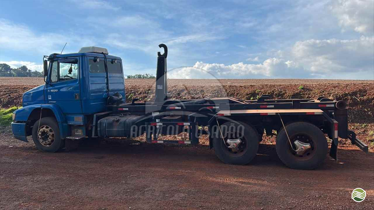 CAMINHAO MERCEDES-BENZ MB 1620 Roll ON OFF Truck 6x2 Agrícola Usadão TAQUARITUBA SÃO PAULO SP