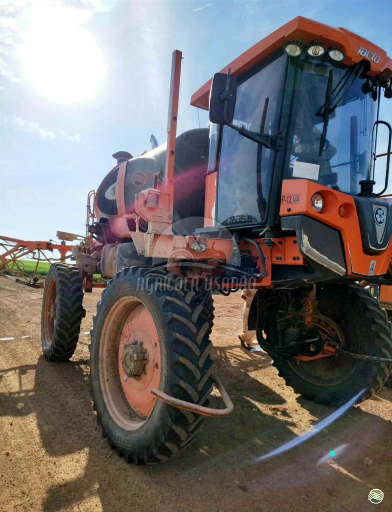 PULVERIZADOR JACTO UNIPORT 3030 Tração 4x4 Agrícola Usadão TAQUARITUBA SÃO PAULO SP