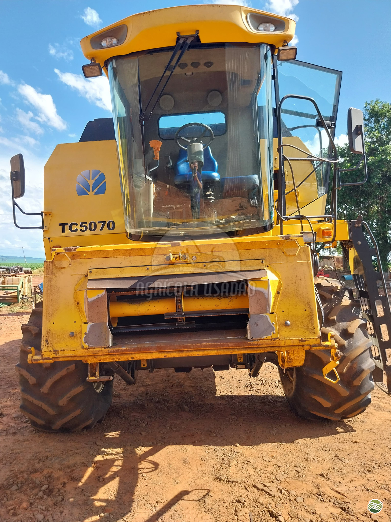 COLHEITADEIRA NEW HOLLAND TC 5070 Agrícola Usadão TAQUARITUBA SÃO PAULO SP