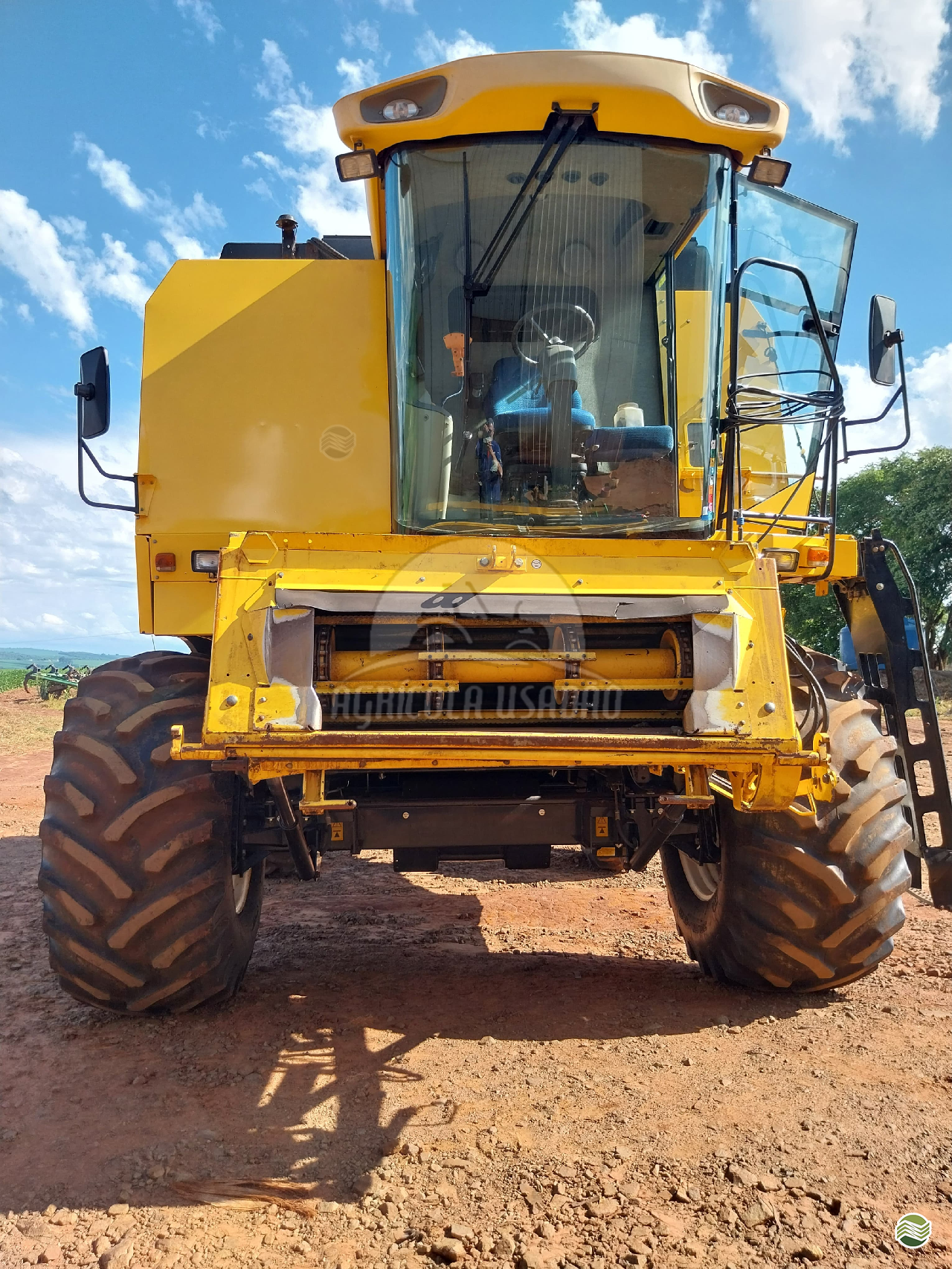 COLHEITADEIRA NEW HOLLAND TC 5090 Agrícola Usadão TAQUARITUBA SÃO PAULO SP