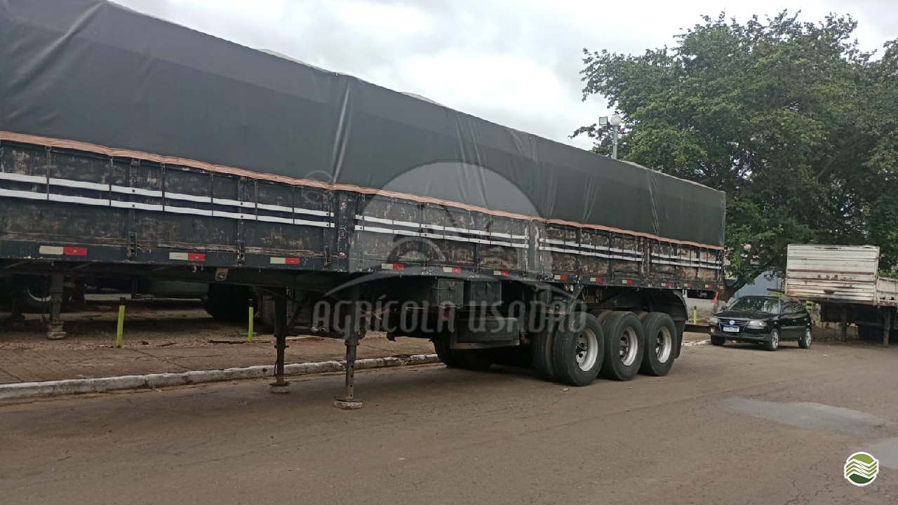 CARRETA SEMI-REBOQUE GRANELEIRO Agrícola Usadão TAQUARITUBA SÃO PAULO SP