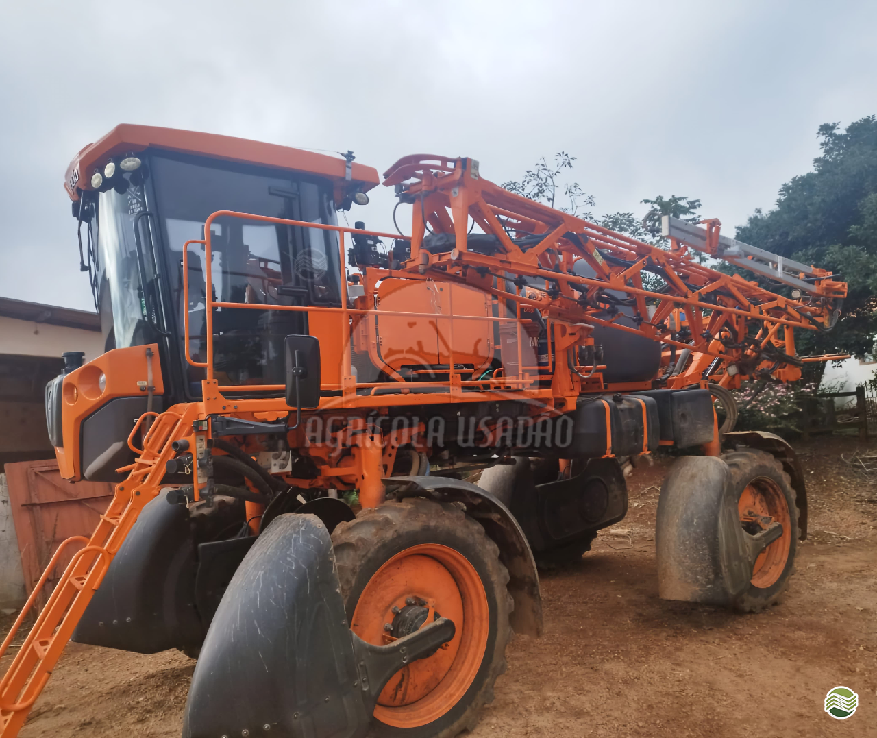 PULVERIZADOR JACTO UNIPORT 2530 Tração 4x2 Agrícola Usadão TAQUARITUBA SÃO PAULO SP