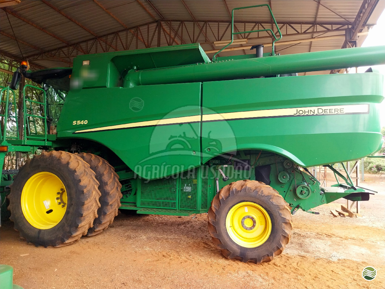 COLHEITADEIRA JOHN DEERE JOHN DEERE S540 Agrícola Usadão TAQUARITUBA SÃO PAULO SP