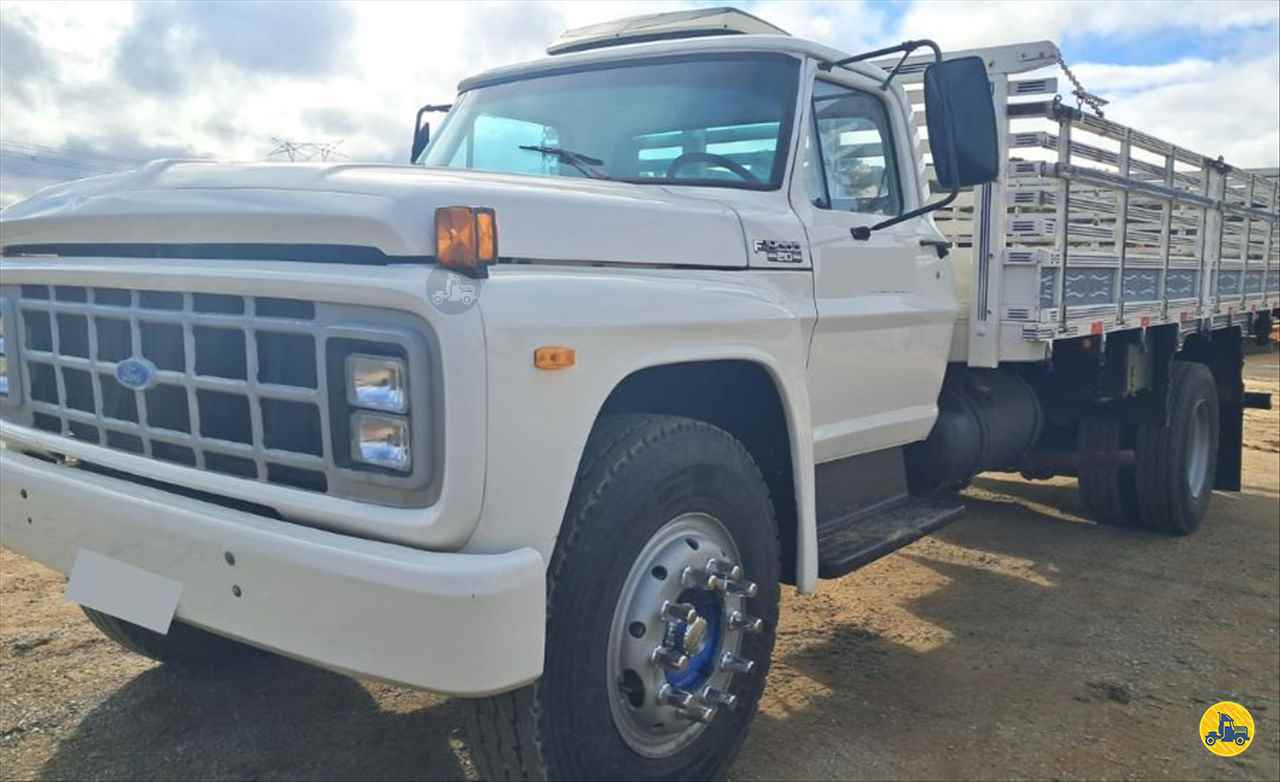 CAMINHAO FORD F14000 Carga Seca 3/4 4x2 Bruto Equipamentos CURITIBA PARANÁ PR