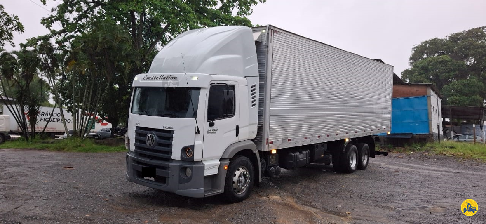 CAMINHAO VOLKSWAGEN VW 24250 Baú Furgão Truck 6x2 Nino Caminhões AMERICANA SÃO PAULO SP