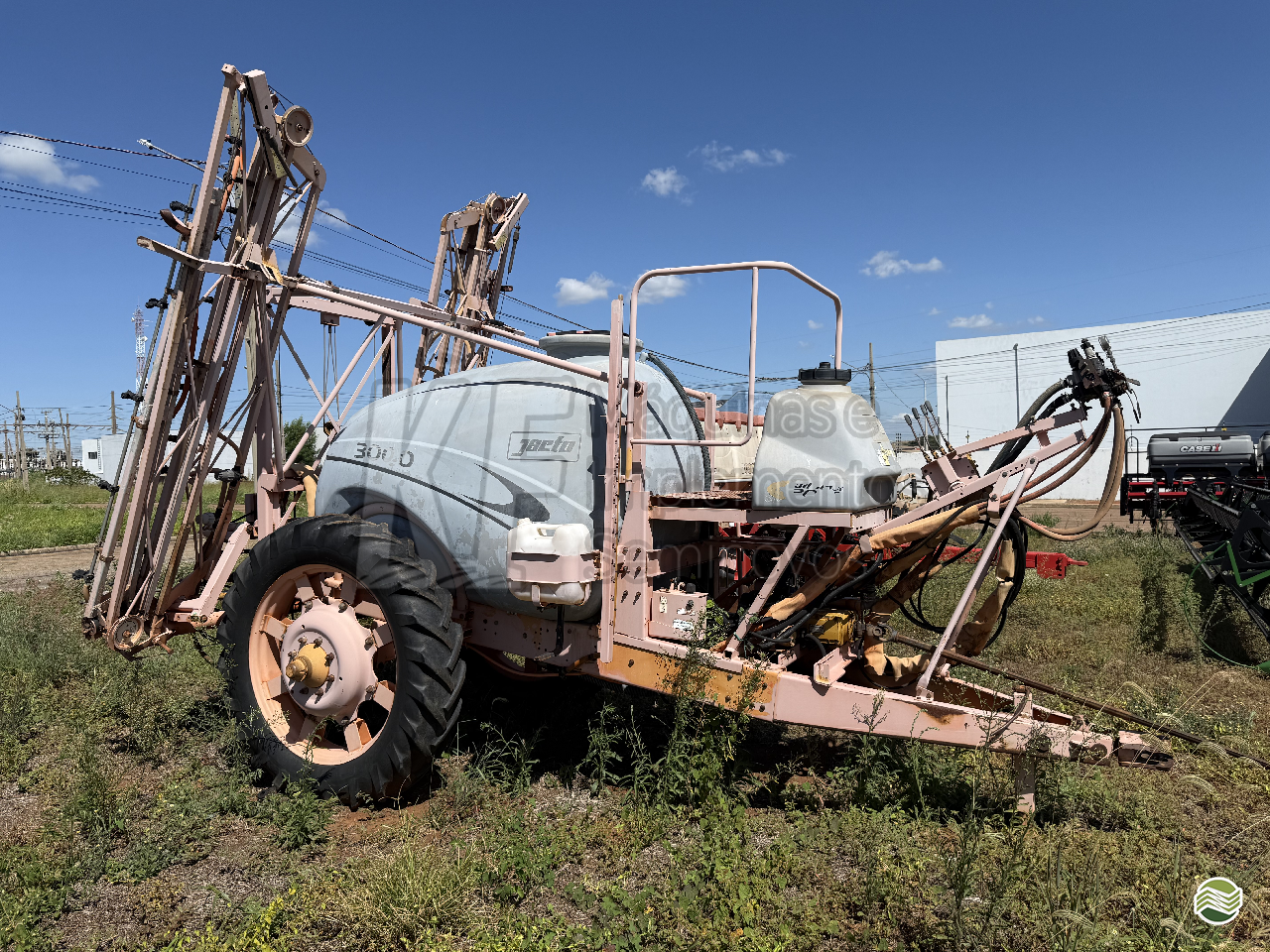 PULVERIZADOR JACTO ADVANCE 3000 AM18 Arrasto KF Máquinas e Implementos Seminovos CAMPO VERDE MATO GROSSO MT