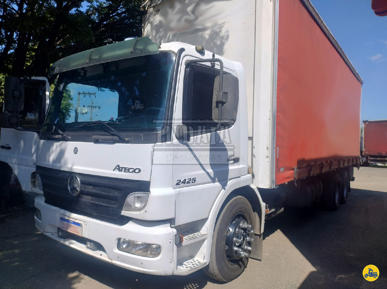 MB 2425 de Indaiá Caminhões