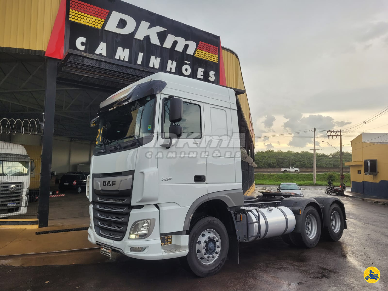 DAF XF FT 530 de DKM Caminhões