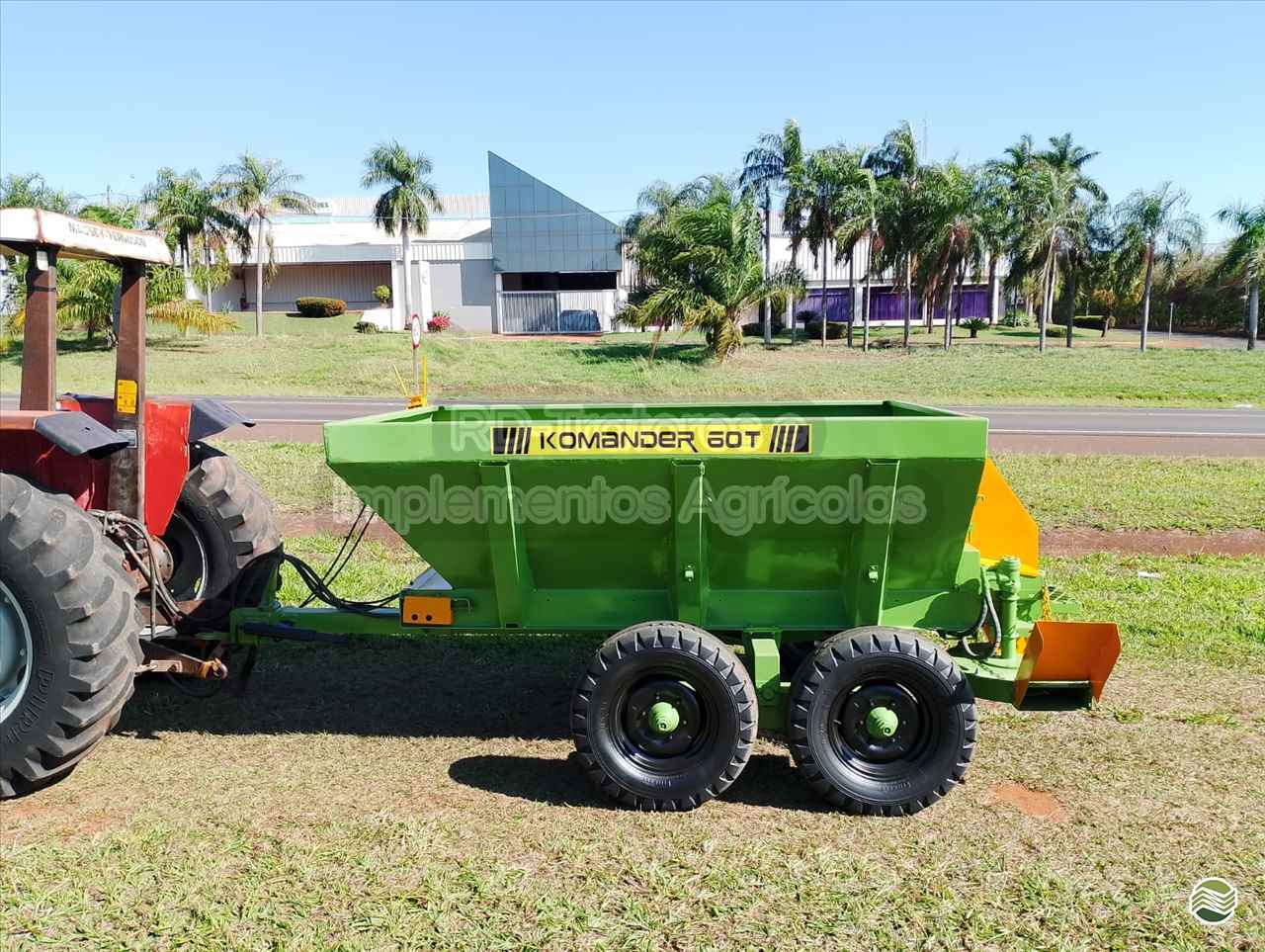 IMPLEMENTOS AGRICOLAS DISTRIBUIDOR CALCÁRIO 6000 Kg RD Tratores - Itapolis ITAPOLIS SÃO PAULO SP