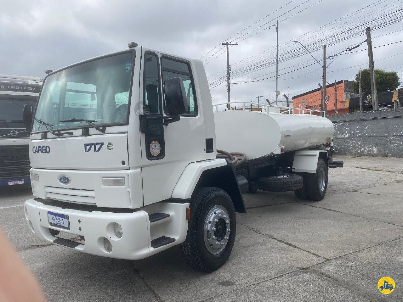 CAMINHAO FORD CARGO 1717 Tanque Pipa Toco 4x2 Mega Mogi Caminhões MOGI DAS CRUZES SÃO PAULO SP
