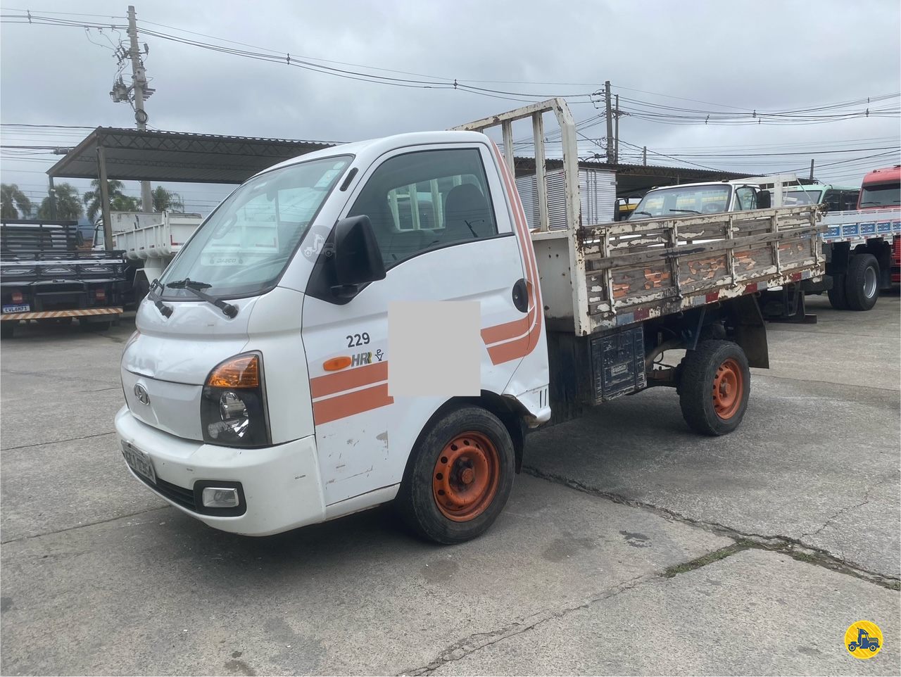CAMINHAO HYUNDAI HR Carga Seca 3/4 4x2 Mega Mogi Caminhões MOGI DAS CRUZES SÃO PAULO SP