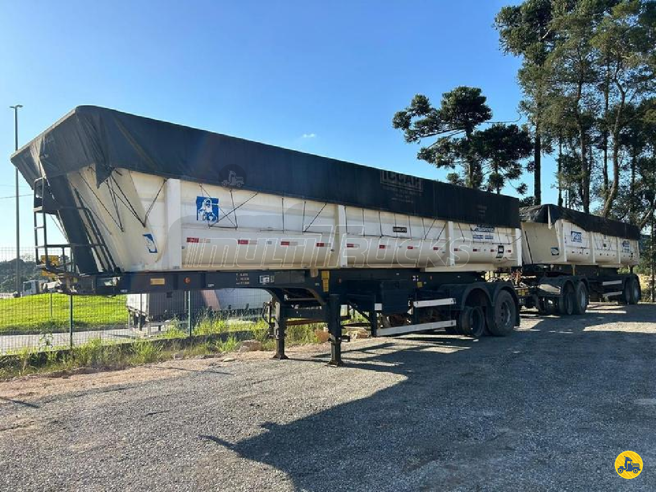 CARRETA BITREM 9 EIXOS BASCULANTE Multitrucks Seminovos SAO JOSE DOS PINHAIS PARANÁ PR