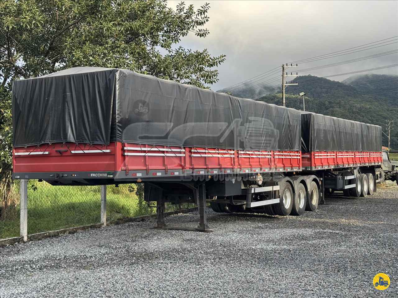 CARRETA BITREM 9 EIXOS GRANELEIRO SC Caminhões BALNEARIO CAMBORIU SANTA CATARINA SC