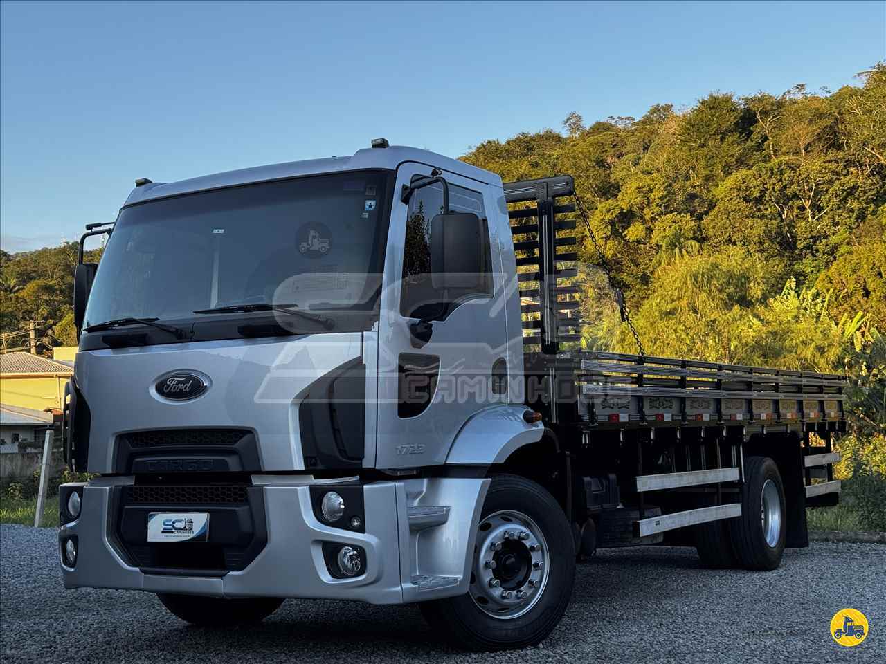 CAMINHAO FORD CARGO 1723 Carga Seca Toco 4x2 SC Caminhões BALNEARIO CAMBORIU SANTA CATARINA SC