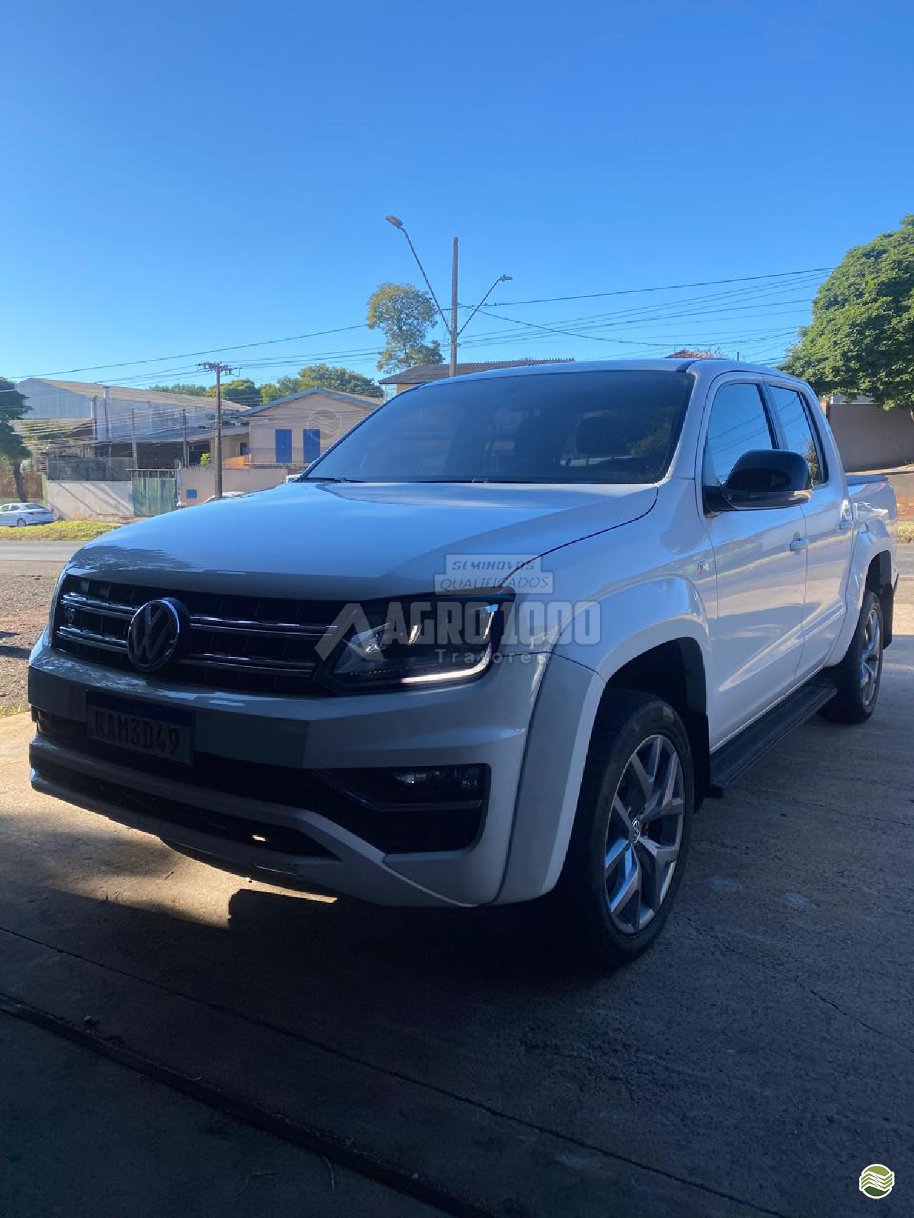 CARRO VW - Volkswagen Amarok V6 Highline  Agro1000 Tratores LONDRINA PARANÁ PR