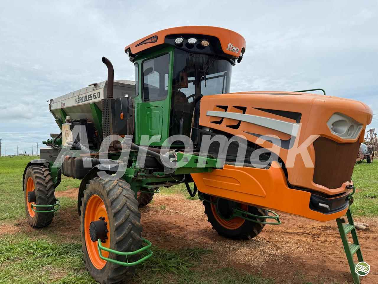 DISTRIBUIDOR AUTOPROPELIDO STARA HERCULES 6.0 Tração 4x4 Agromak Máquinas Agrícolas CAMPO VERDE MATO GROSSO MT