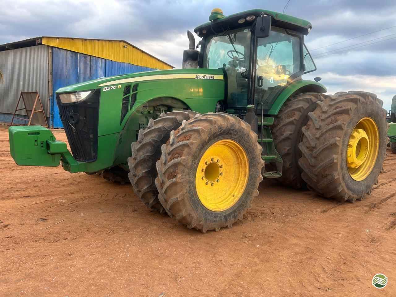 TRATOR JOHN DEERE JOHN DEERE 8370R Tração 4x4 Primavera Máquinas Usadas PRIMAVERA DO LESTE MATO GROSSO MT