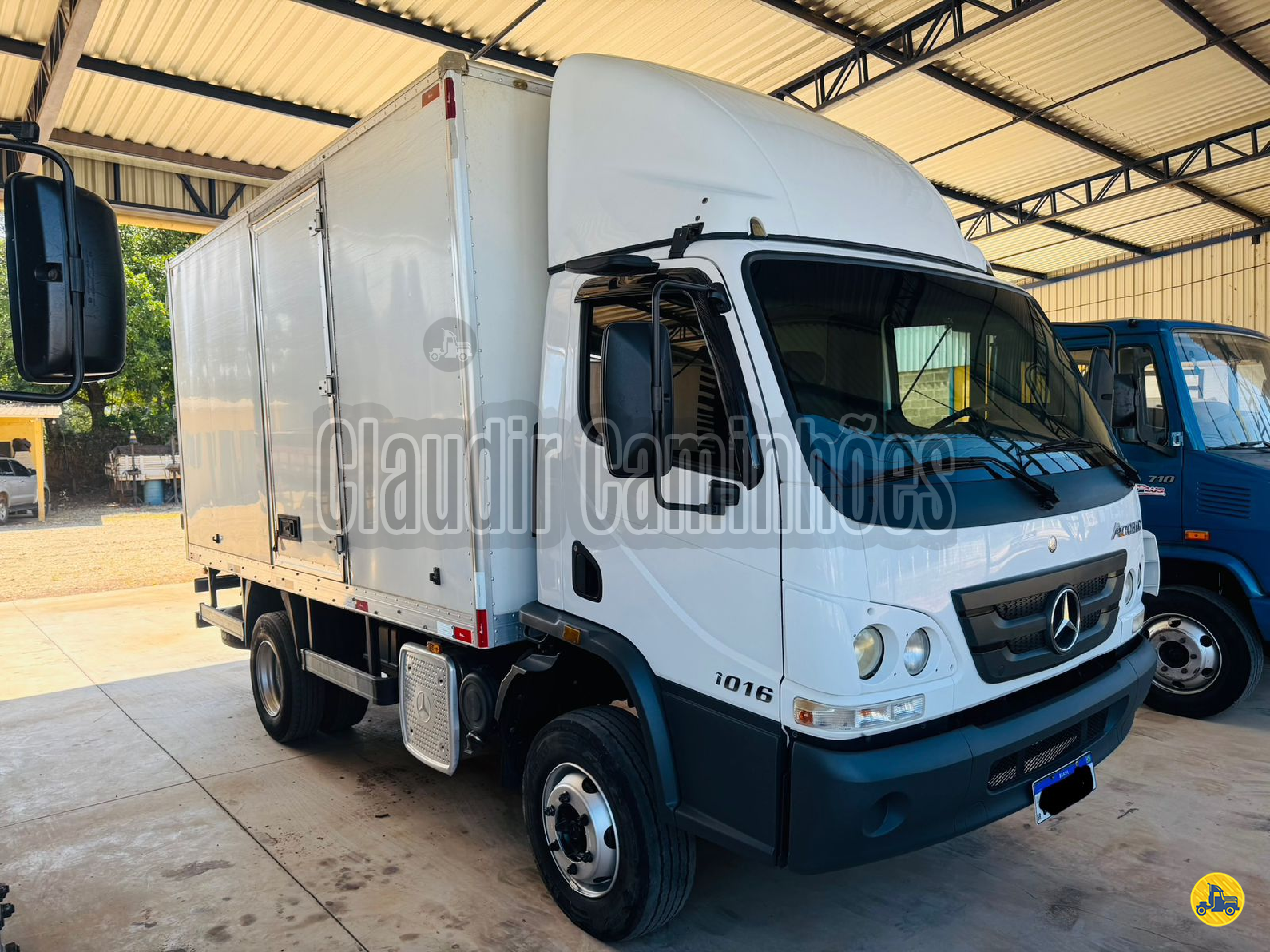 CAMINHAO MERCEDES-BENZ MB 1016 Baú Furgão 3/4 4x2 Claudir Caminhões ANDRADAS MINAS GERAIS MG