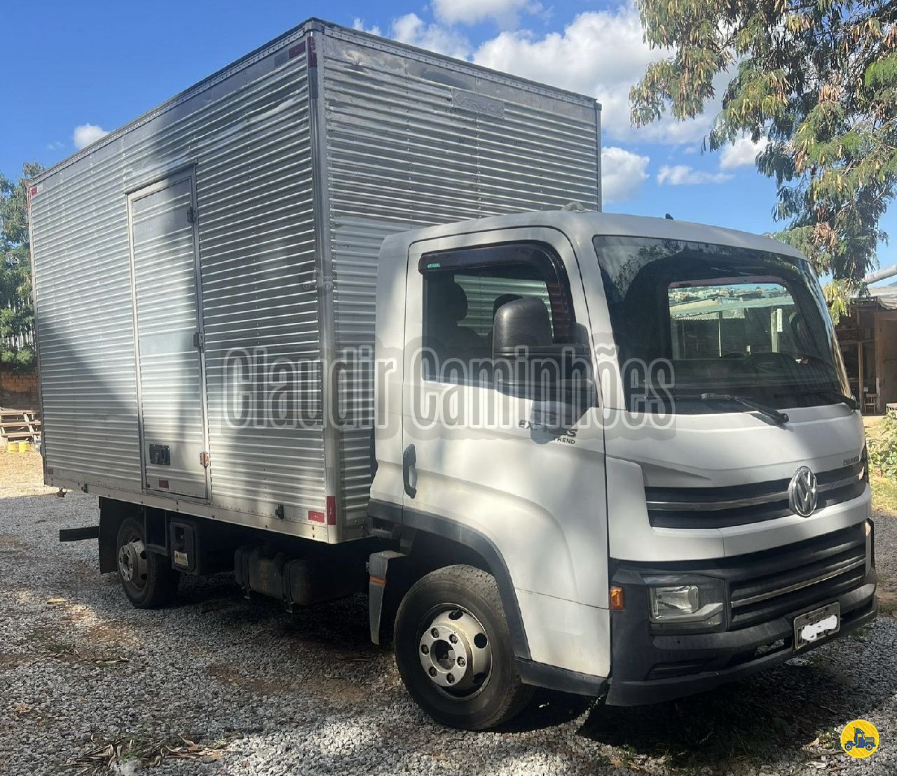 CAMINHAO VOLKSWAGEN DELIVERY EXPRESS Baú Furgão 3/4 4x2 Claudir Caminhões ANDRADAS MINAS GERAIS MG