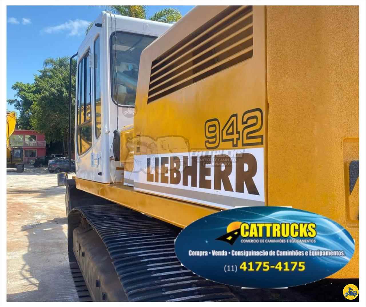 ESCAVADEIRA LIEBHERR 942 Cattrucks ARUJA SÃO PAULO SP